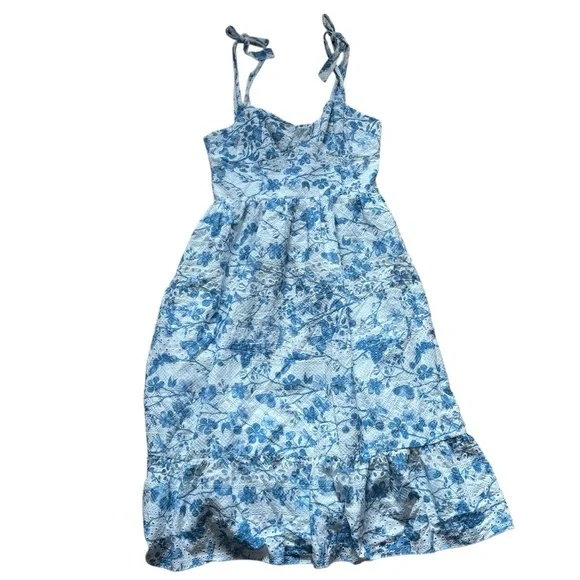 Steve Madden Sophia-Rose Dress in Faded Blue white floral Womens Size 6 Revolve - Picture 2 of 7